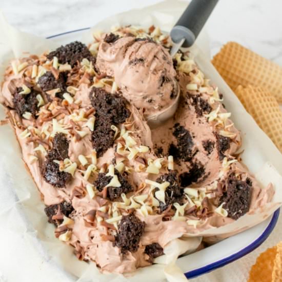 No-Churn Chocolate Cake Ice Cream