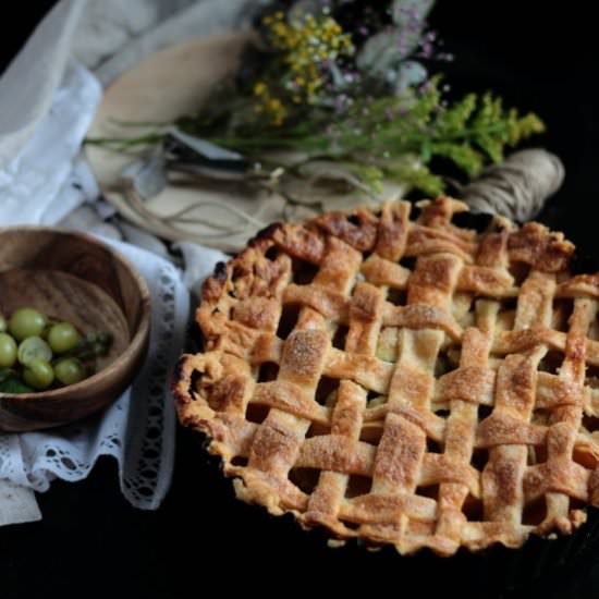 Gooseberry and Apple Pie
