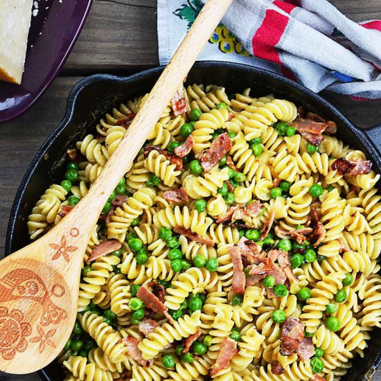 Classic Ham, Cream & Peas Pasta