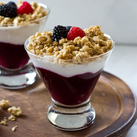 Yogurt Sundae with Mixed Berries