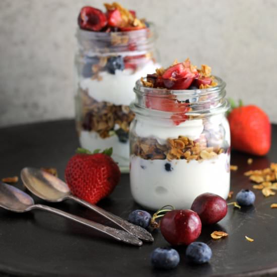 Homemade Granola Greek Yogurt