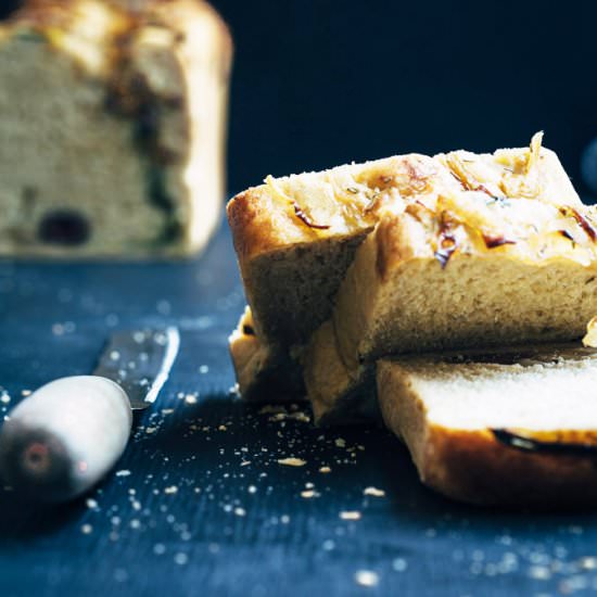Vegetable Stuffed Vegan Brioche