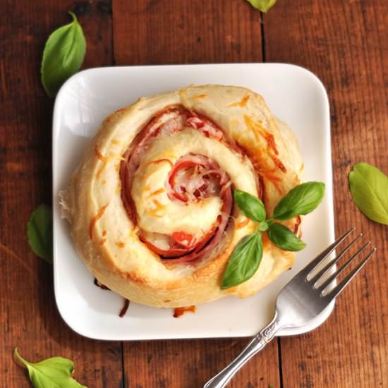 Pepperoni Roll Ups