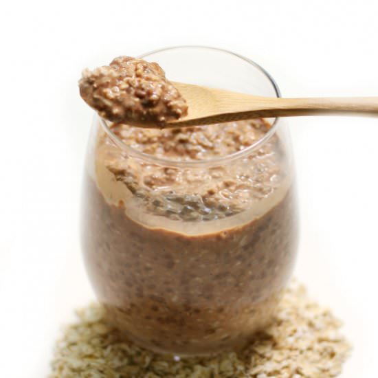 Chocolate Protein Overnight Oats