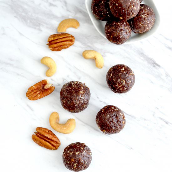 Paleo Brownie Energy Bites