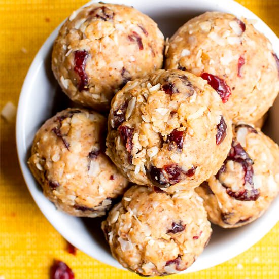 Cranberry Coconut Energy Bites V+GF