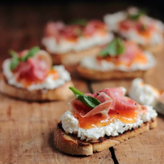 Melon jam and prosciutto bruschetta