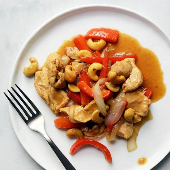 30-Minute Thai Cashew Chicken