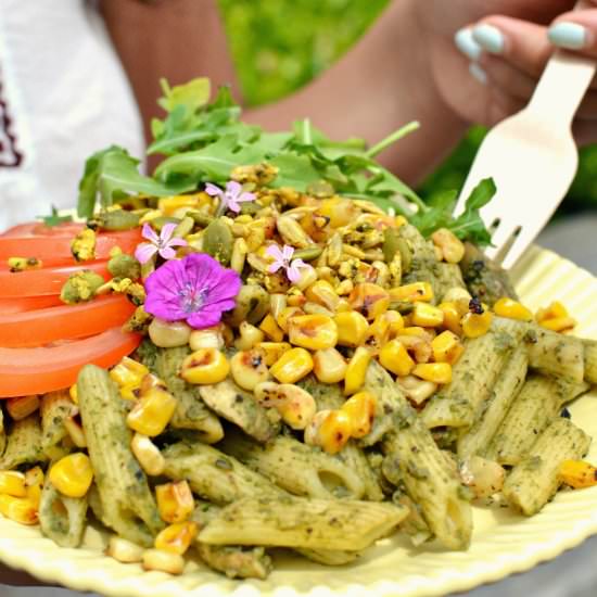 Pesto Pasta with Corn & Arugula
