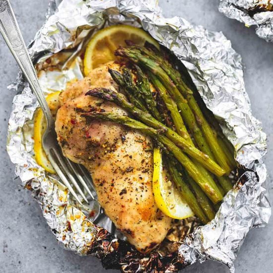 Lemon Chicken Asparagus Foil Packs