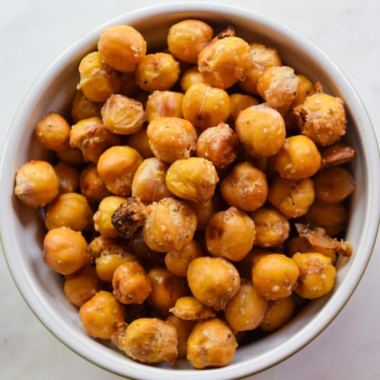 Garlic Parmesan Roasted Chickpeas