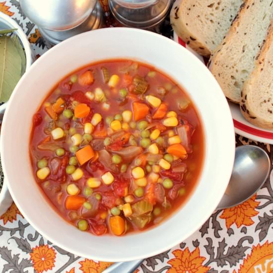 Slow Cooker Vegetable Soup