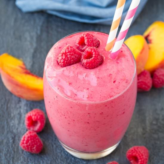 Raspberry Peach Smoothie Shake