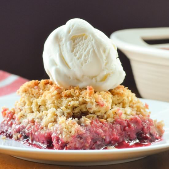 Blackberry Crisp