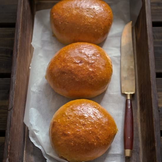 Brioche Hamburger Buns w/ Molasses