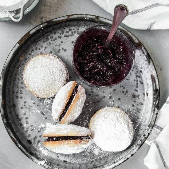 Black Currant Preserve Sandwich Cookies