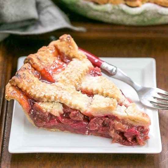 Classic Rhubarb Pie