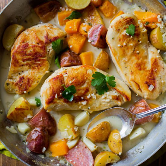 Skillet Chicken with Creamy Garlic Sauce