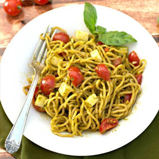 Spicy Pesto Margherita Noodle Salad
