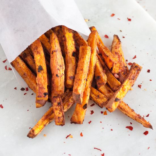 Baked Chipotle Sweet Potato Fries