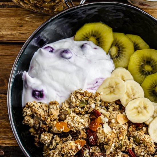 Homemade Crunchy ‘n Chunky Granola