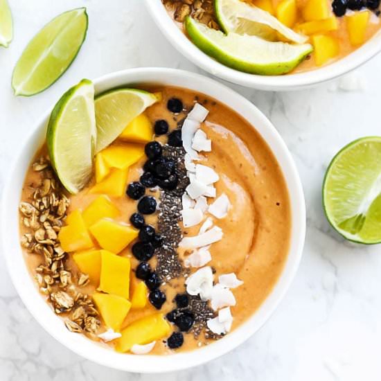 Mango Lime Smoothie Bowl