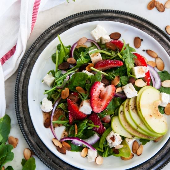Strawberry Spinach Arugula Salad