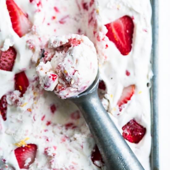 Strawberry Lemonade Ice Cream