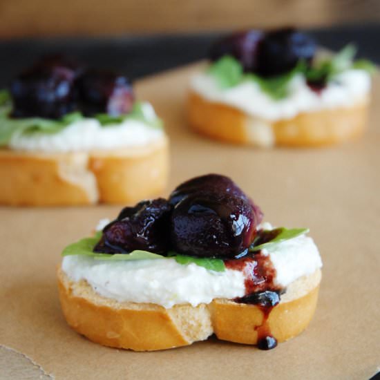 Feta Crostini with Balsamic Grapes