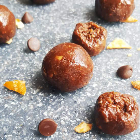 Chocolate PB Pretzel Bites