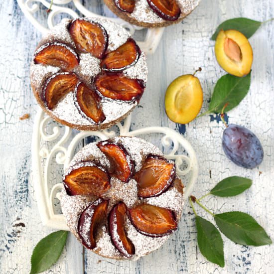 Plum and poppy seed cake