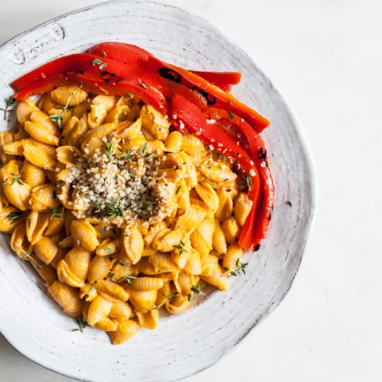 Vegan Roasted Red Pepper Mac