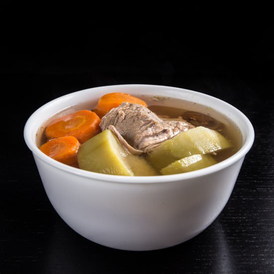 Pressure Cooker Pork Shank Soup