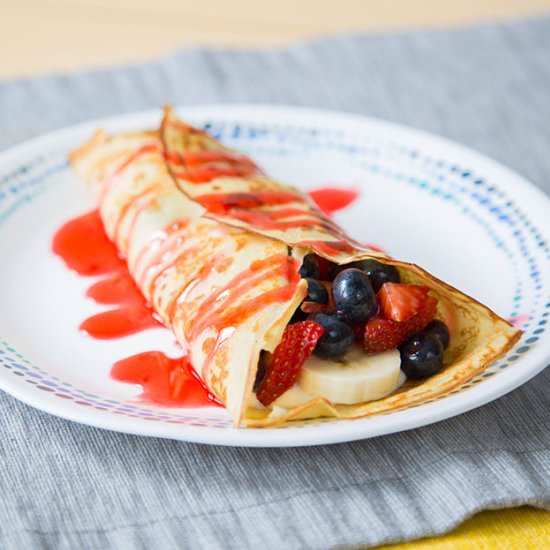 Fresh Berry Crepe