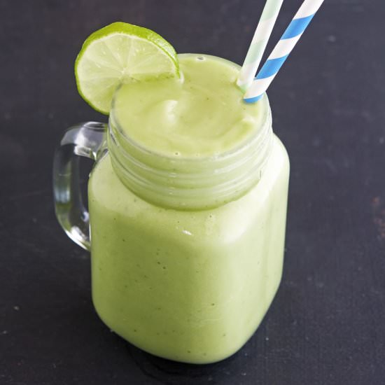 Avocado Lime and Basil Smoothie