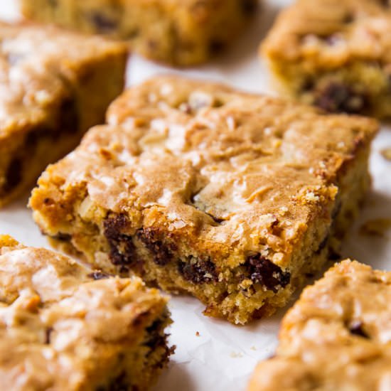 Dark Chocolate Coconut Blondies