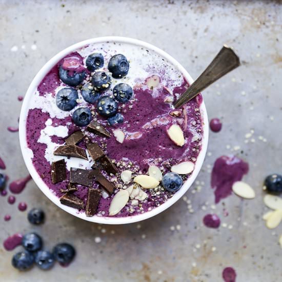 Blueberry-Avocado Smoothie Bowl