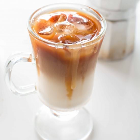 Copycat Starbucks Iced Caramel Macchiato