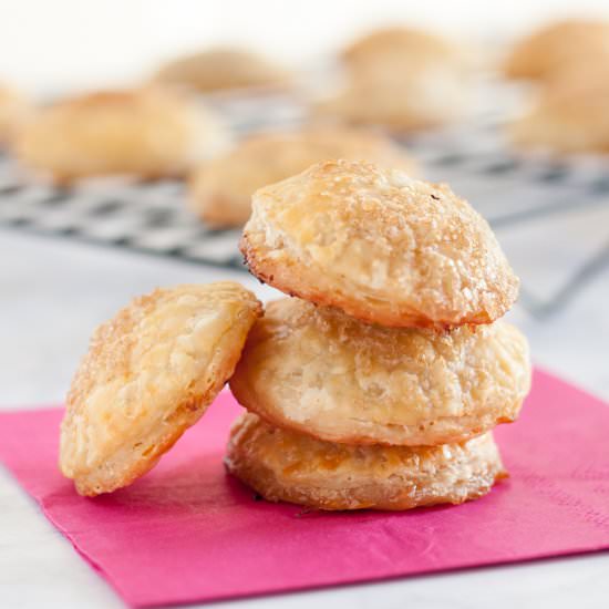 Strawberry Rhubarb Pie Cookies
