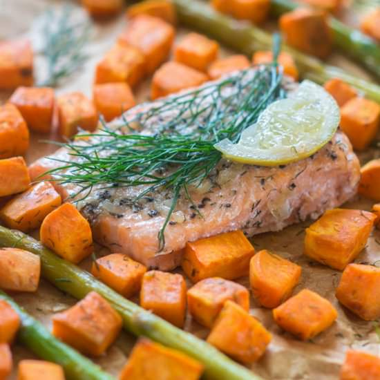 Baked Salmon with Asparagus