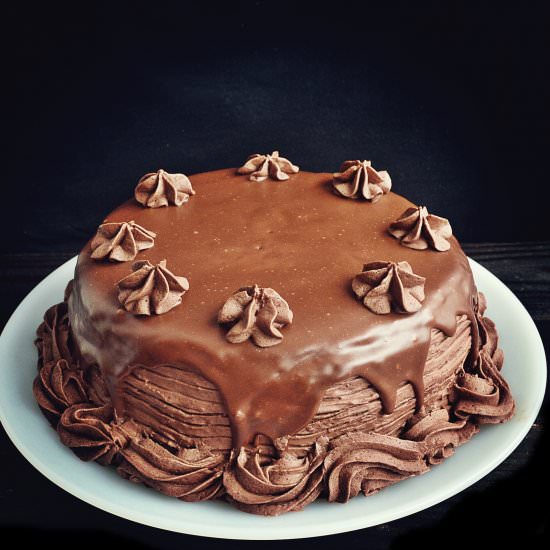 Cake with butter cocoa cream