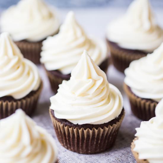 Caramel White Chocolate Cupcakes