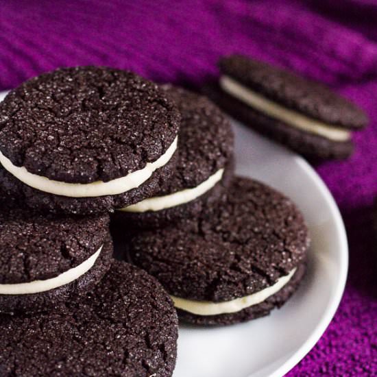 Vanilla Filled Chocolate Cookies
