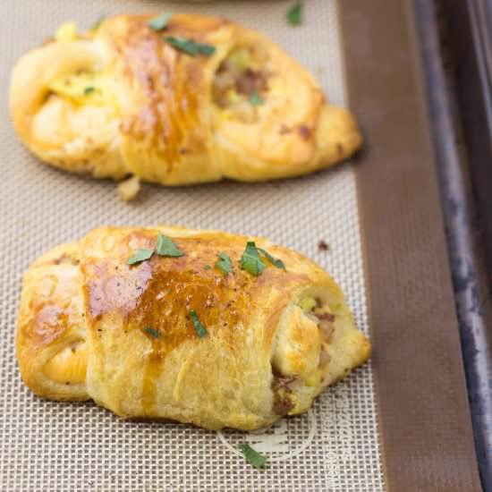 Corned Beef Hash Breakfast Roll-ups