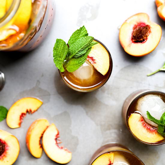 Peach Sun Tea and Bourbon Cocktail