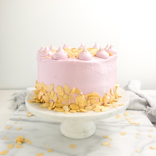 Delicious Almond Cake