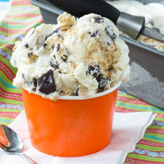 Graham Cracker Choc Chunk Ice Cream