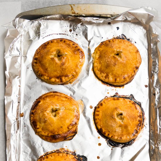 Baked Apple Cinnamon Hand Pies
