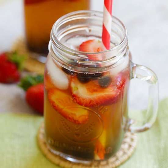 Strawberry Green Tea with Boba