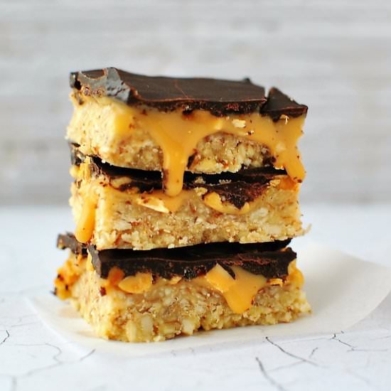Gooey Caramel Slice